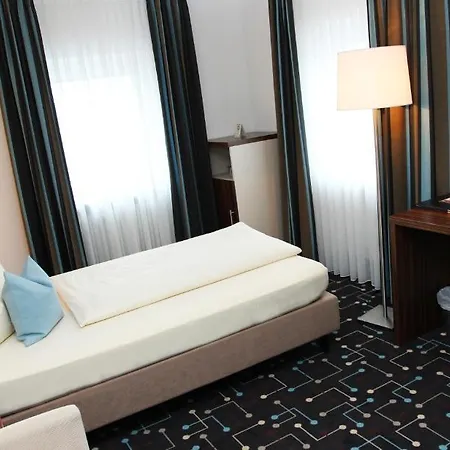 Hotell Koeniger Pliening